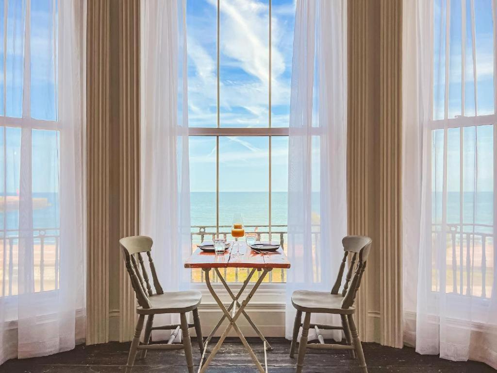 Beach Apartment Гастингс Экстерьер фото